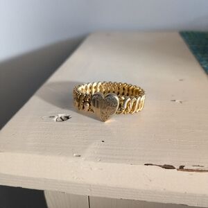 Vintage Sweetheart Expansion Bracelet
